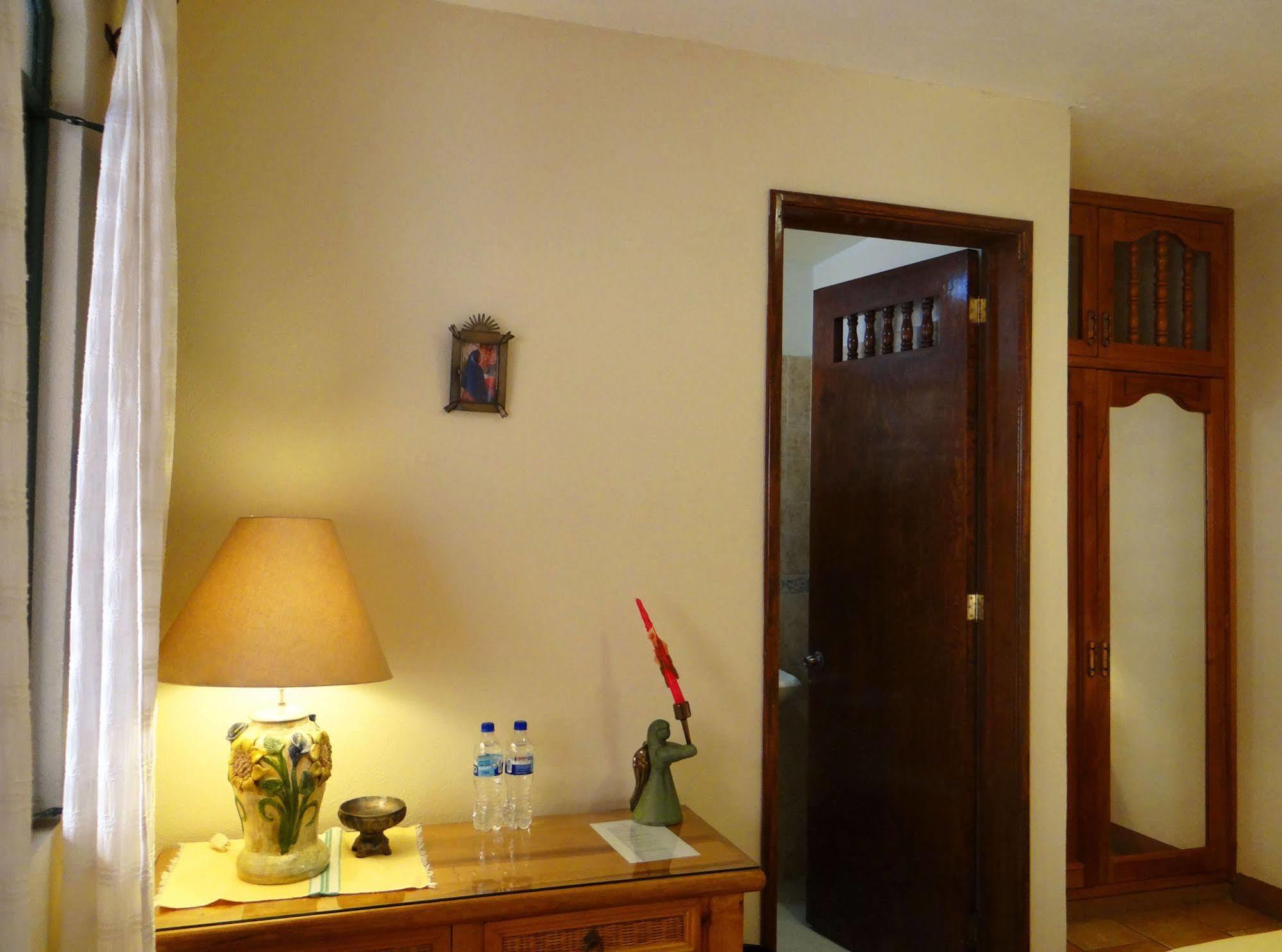 Casa Lidia Hotel Oaxaca ภายนอก รูปภาพ