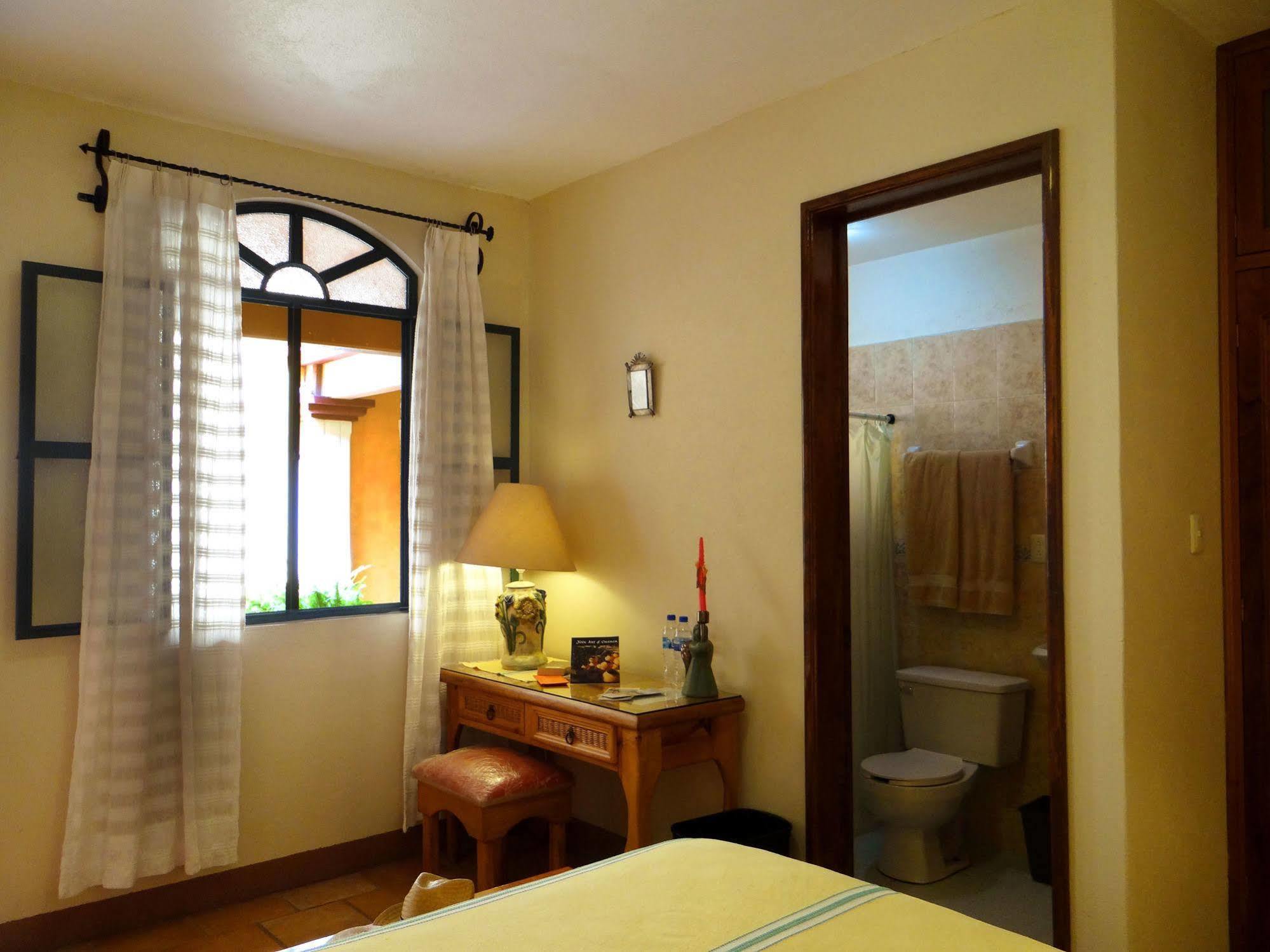 Casa Lidia Hotel Oaxaca ภายนอก รูปภาพ